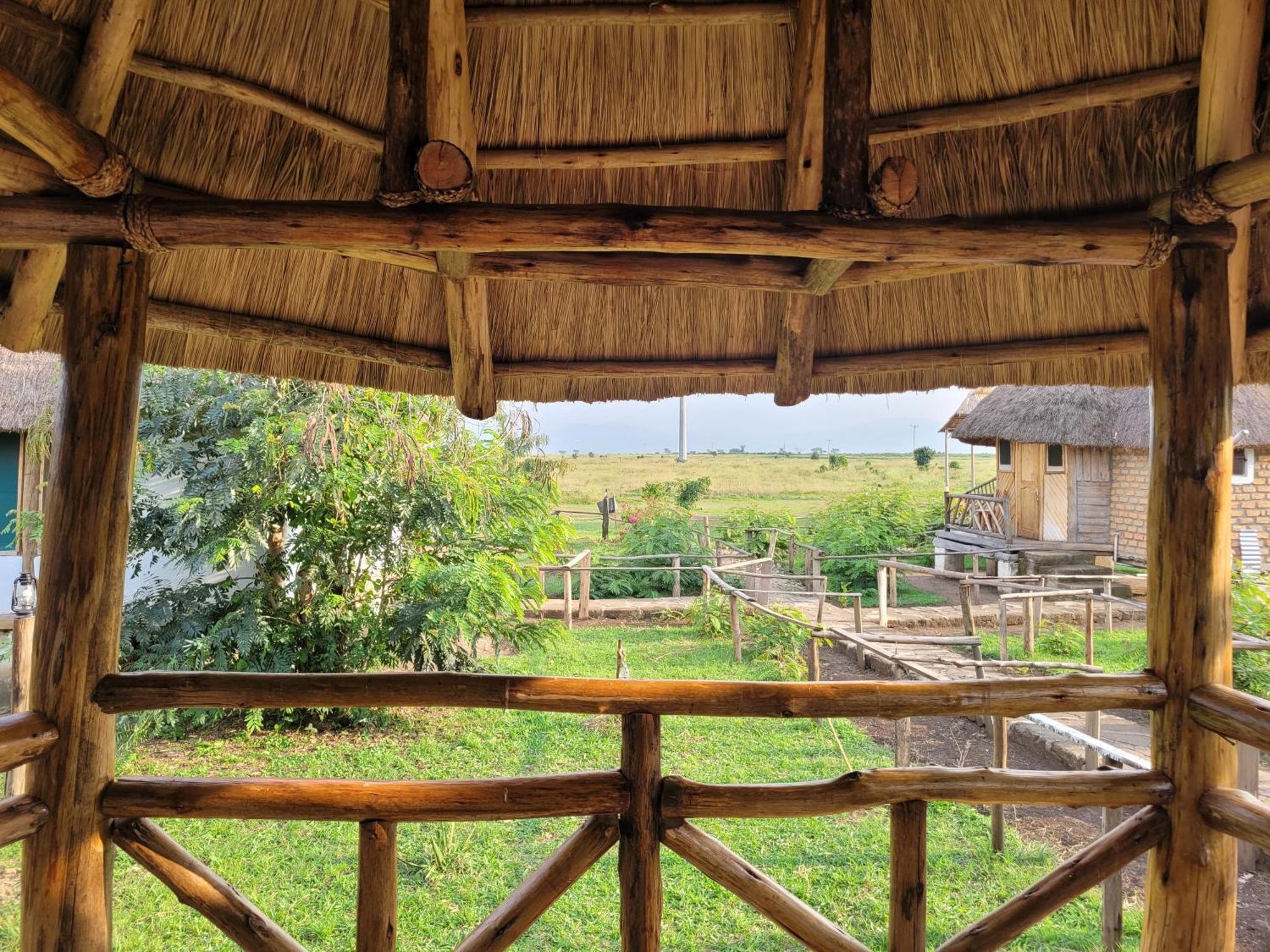 Songbird Safari Lodge & Campsite Katunguru Exterior foto